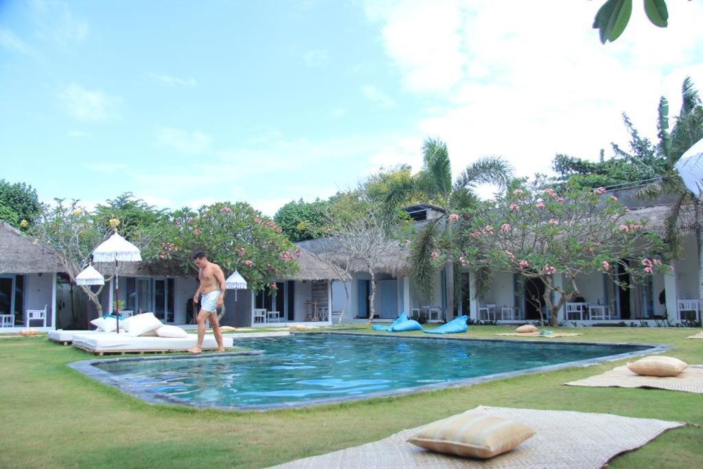 Dream Cowork Hotel Kuta  Экстерьер фото