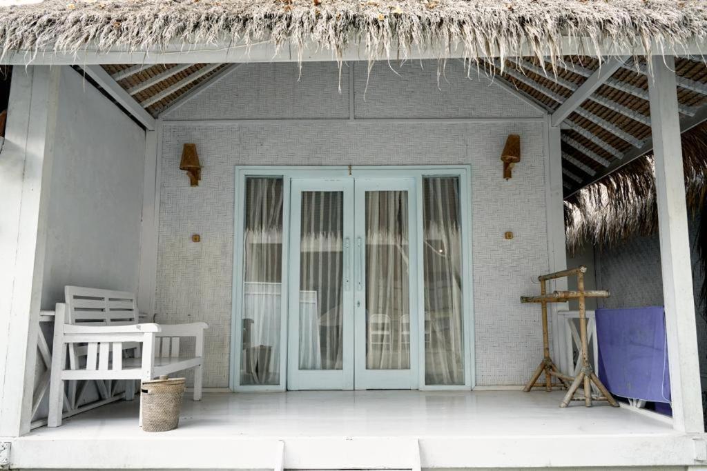 Dream Cowork Hotel Kuta  Экстерьер фото